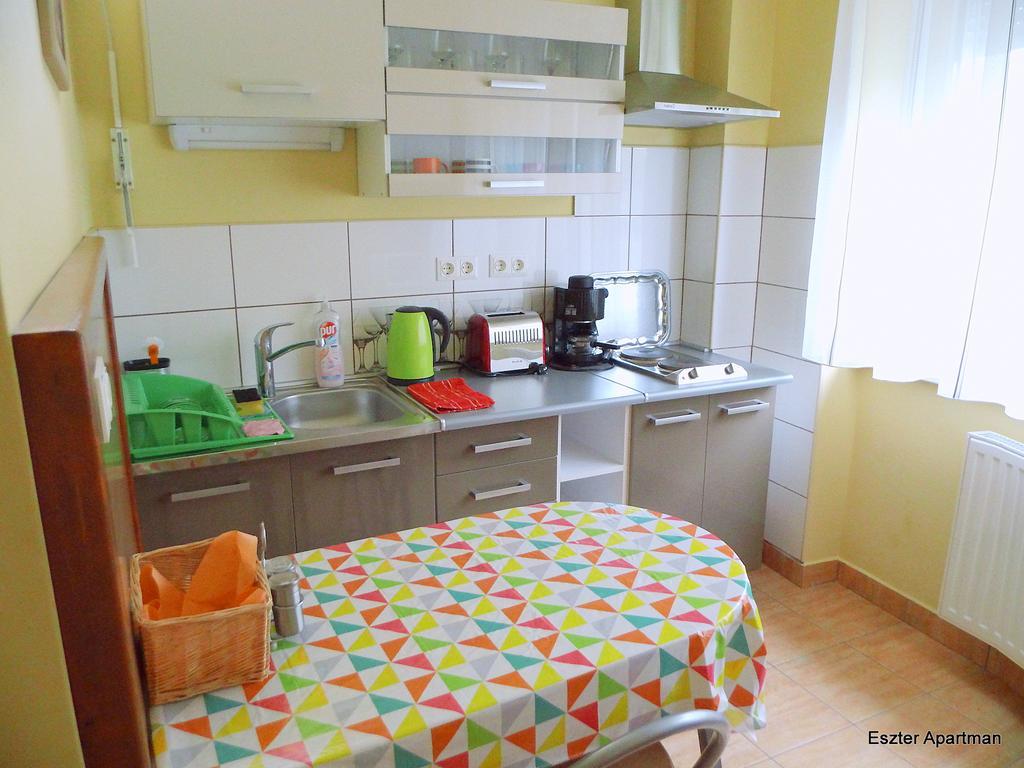Eszter Apartman Бекесксаба Екстериор снимка