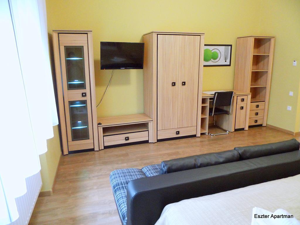 Eszter Apartman Бекесксаба Екстериор снимка