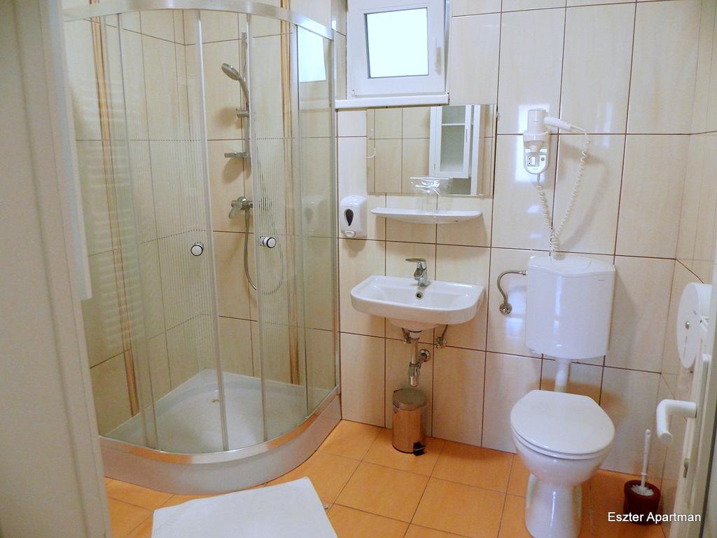 Eszter Apartman Бекесксаба Екстериор снимка