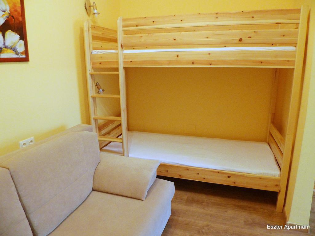 Eszter Apartman Бекесксаба Екстериор снимка